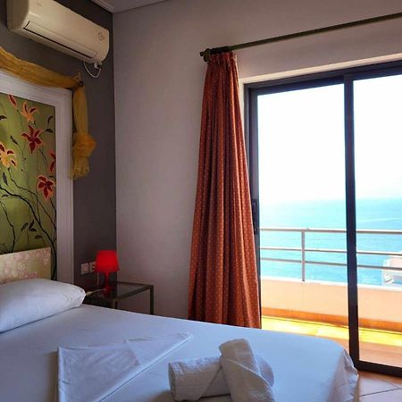 Vive Mare Hotel Sarande Ngoại thất bức ảnh