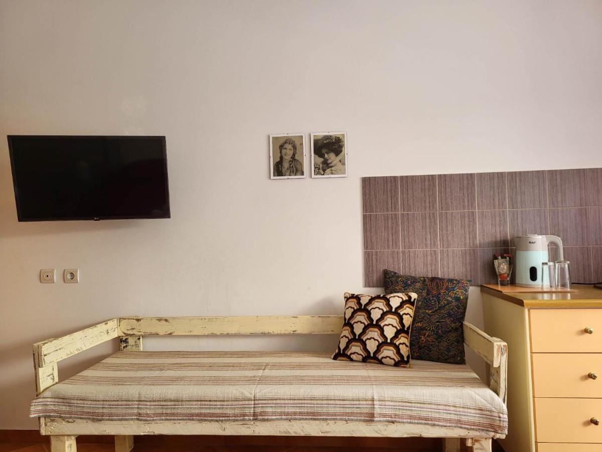 Vive Mare Hotel Sarande Ngoại thất bức ảnh
