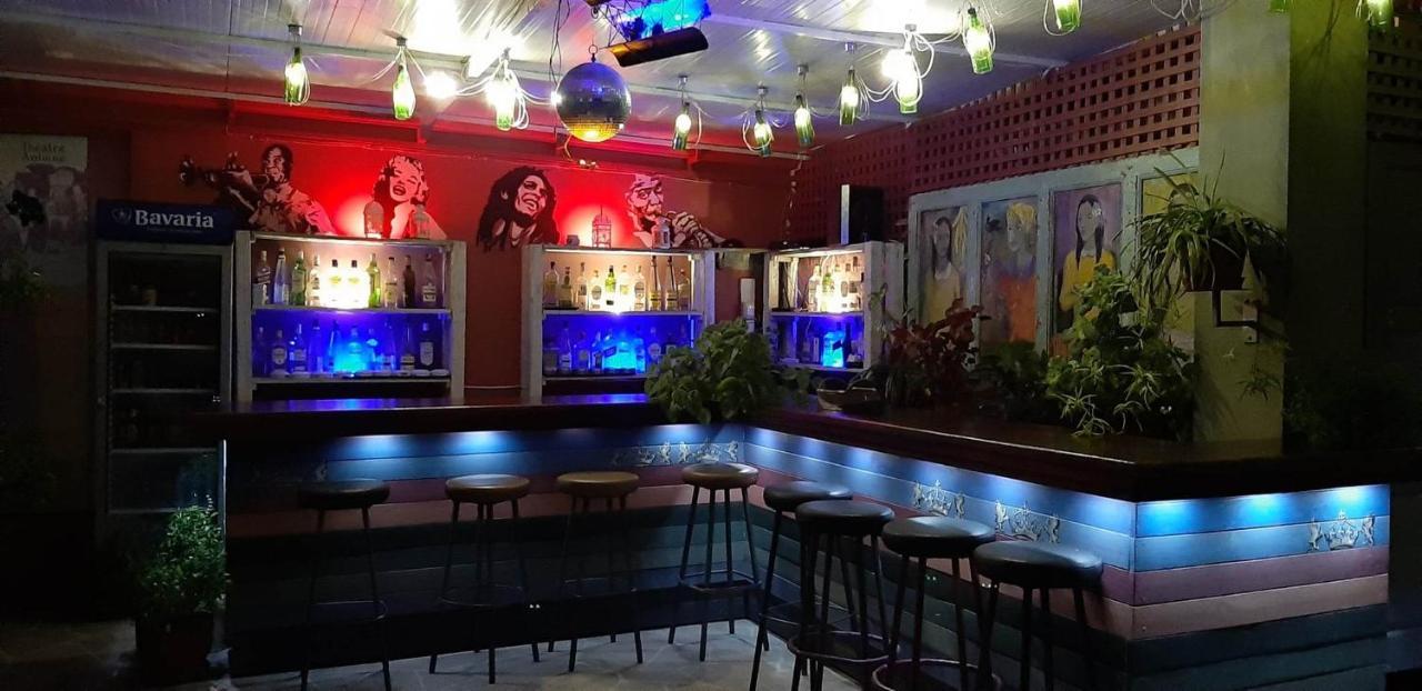Vive Mare Hotel Sarande Ngoại thất bức ảnh